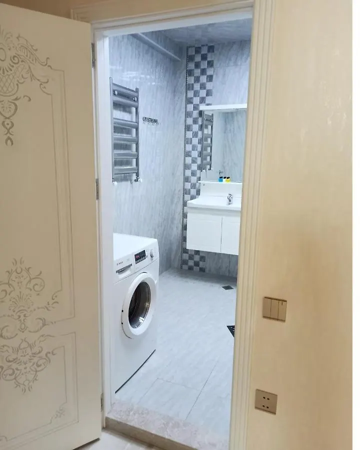 Apartment 3 Комнатная Vip Квартира Возле Метро Baku